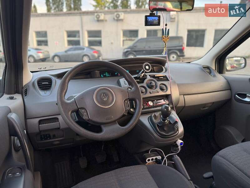 Минивэн Renault Scenic 2007 в Киеве