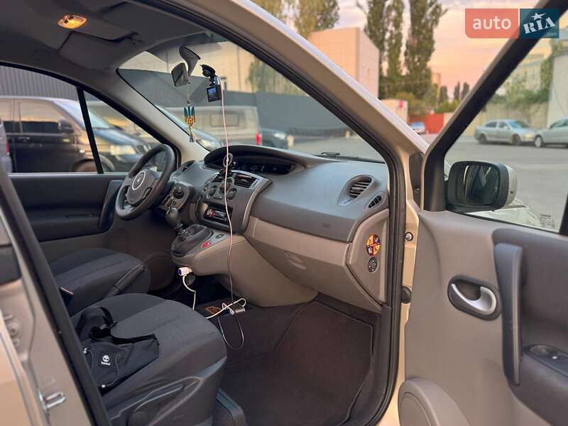 Минивэн Renault Scenic 2007 в Киеве