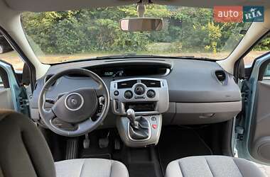 Минивэн Renault Scenic 2009 в 