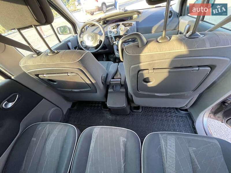 Минивэн Renault Scenic 2004 в Бродах