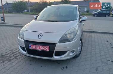 Мінівен Renault Scenic 2009 в Нововолинську