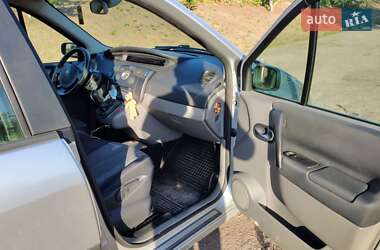 Минивэн Renault Scenic 2005 в 