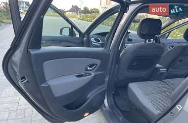 Минивэн Renault Scenic 2011 в 