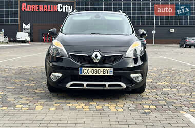 Минивэн Renault Scenic 2013 в 