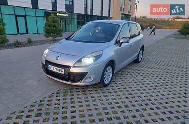 Мінівен Renault Scenic 2011 в Хмельницькому
