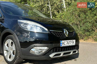 Минивэн Renault Scenic 2014 в 