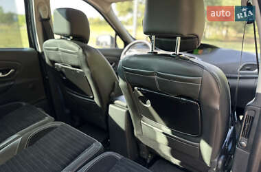 Минивэн Renault Scenic 2014 в 