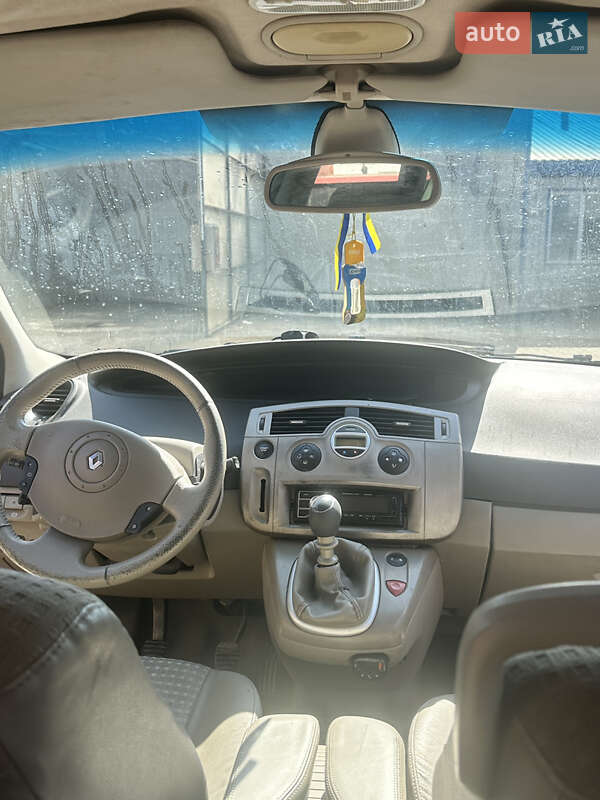 Минивэн Renault Scenic 2004 в Изяславе