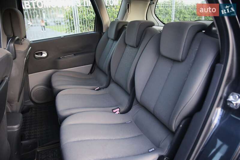 Минивэн Renault Scenic 2009 в Харькове
