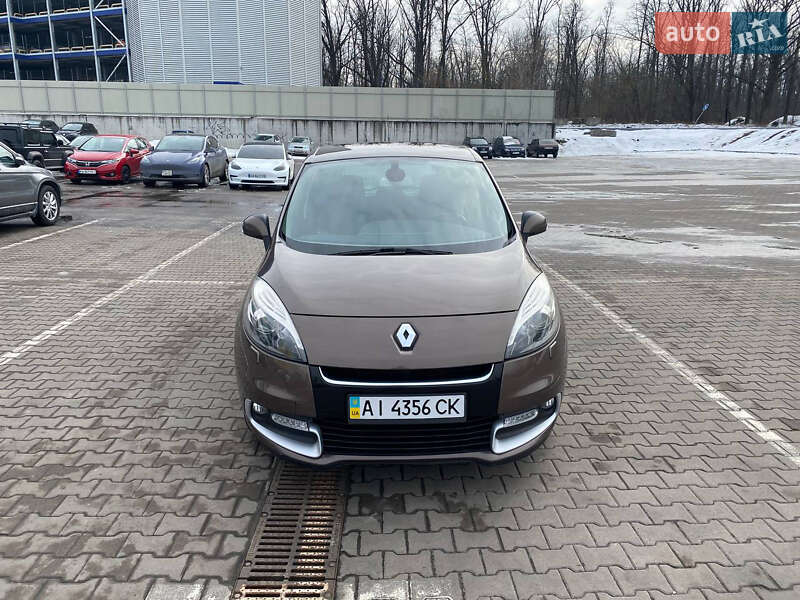 Renault Scenic 2013