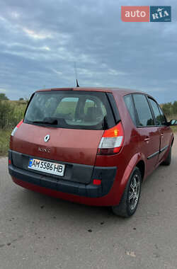 Минивэн Renault Scenic 2005 в 