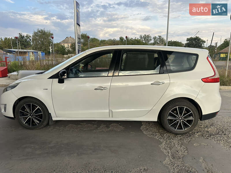 Минивэн Renault Scenic 2011 в Новой Водолаге