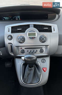 Минивэн Renault Scenic 2008 в 