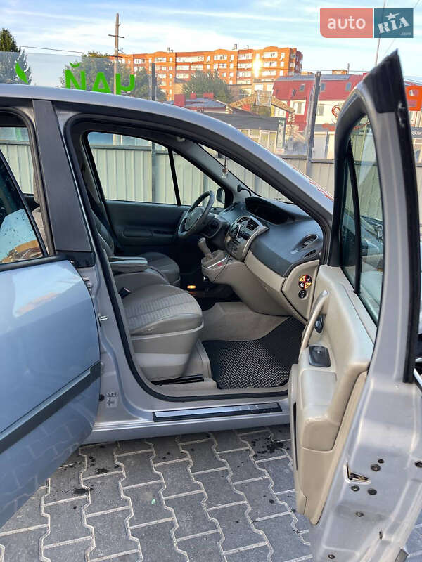 Минивэн Renault Scenic 2005 в Тернополе