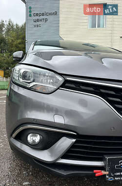 Минивэн Renault Scenic 2017 в 
