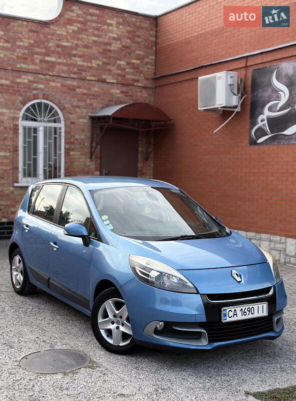 Renault Scenic 2011