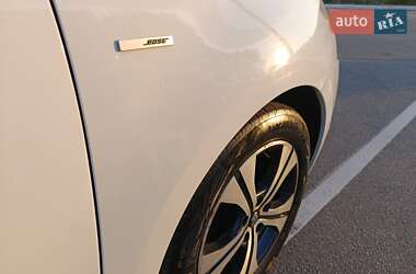 Минивэн Renault Scenic 2011 в 