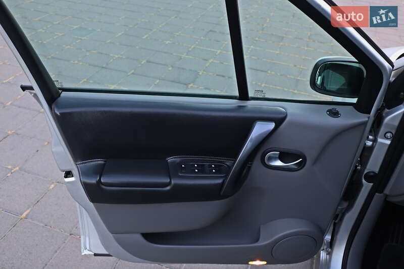 Минивэн Renault Scenic 2005 в Кременчуге фото 26 Минивэн Renault Scenic 2005 в Кременчуге