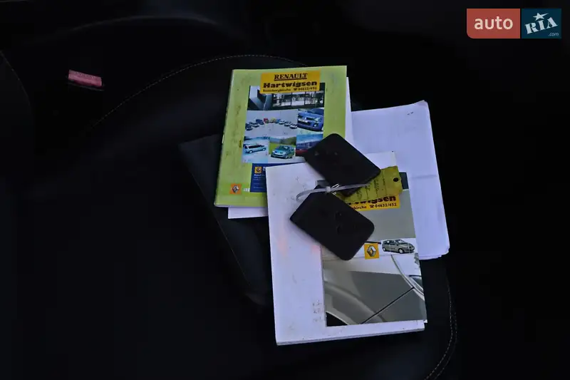 Минивэн Renault Scenic 2005 в Кременчуге документ 2 фото Минивэн Renault Scenic 2005 в Кременчуге документ
