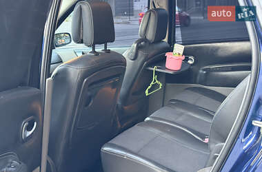 Минивэн Renault Scenic 2005 в 