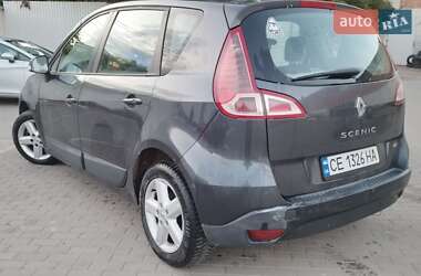 Минивэн Renault Scenic 2010 в 