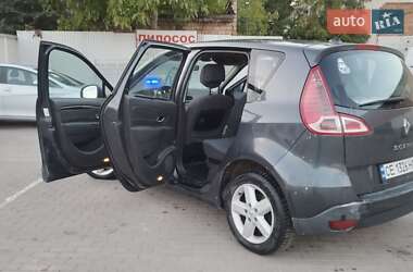Минивэн Renault Scenic 2010 в 