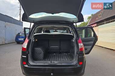 Минивэн Renault Scenic 2008 в 