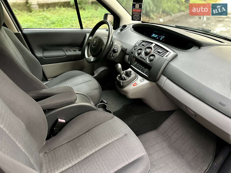 Минивэн Renault Scenic 2007 в Виннице