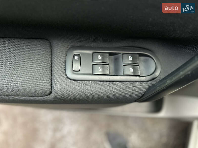 Минивэн Renault Scenic 2007 в Виннице