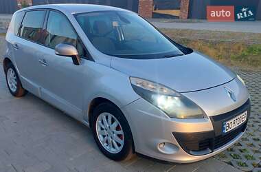 Мінівен Renault Scenic 2011 в Хмельницькому