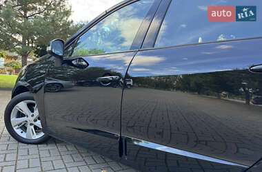 Минивэн Renault Scenic 2013 в 