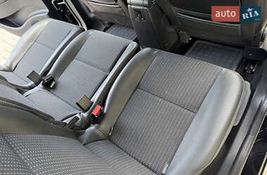 Минивэн Renault Scenic 2013 в 