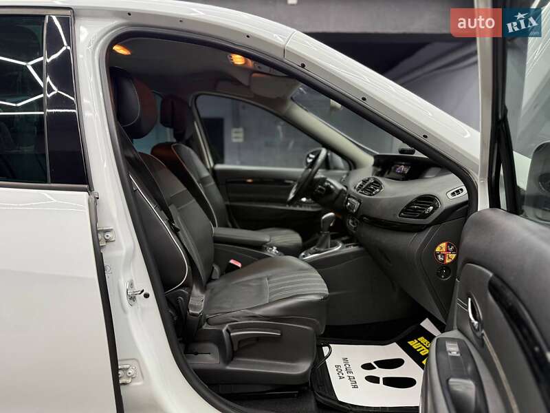 Минивэн Renault Scenic 2012 в Черновцах