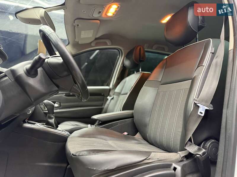 Минивэн Renault Scenic 2012 в Черновцах