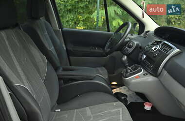 Минивэн Renault Scenic 2006 в 