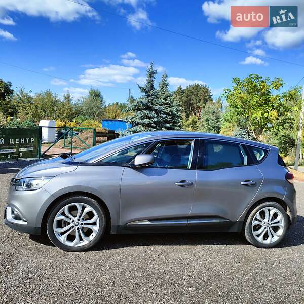 Минивэн Renault Scenic 2017 в Киеве