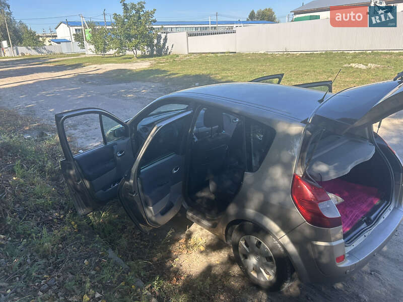 Мінівен Renault Scenic 2009 в Києві фото 7 Мінівен Renault Scenic 2009 в Києві