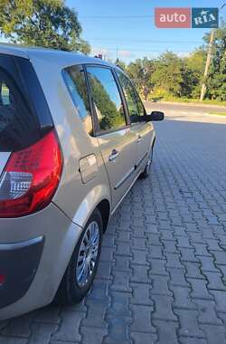 Минивэн Renault Scenic 2006 в 
