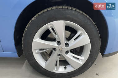 Минивэн Renault Scenic 2013 в 