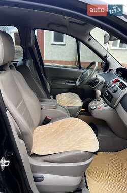 Минивэн Renault Scenic 2005 в 