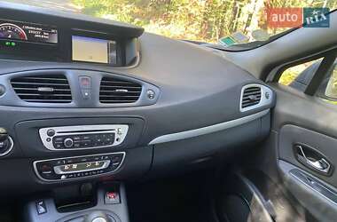 Минивэн Renault Scenic 2014 в 