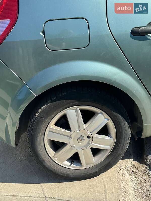 Минивэн Renault Scenic 2006 в Виннице