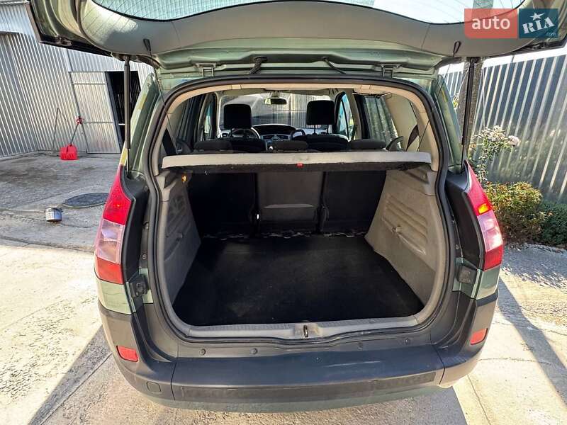 Минивэн Renault Scenic 2006 в Виннице