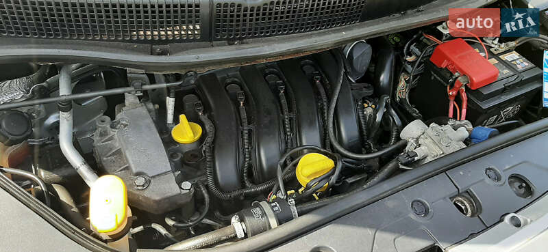 Минивэн Renault Scenic 2007 в Чернигове