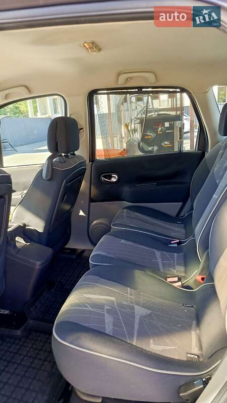 Мінівен Renault Scenic 2004 в Кременчуці