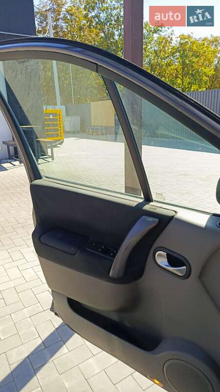Мінівен Renault Scenic 2004 в Кременчуці