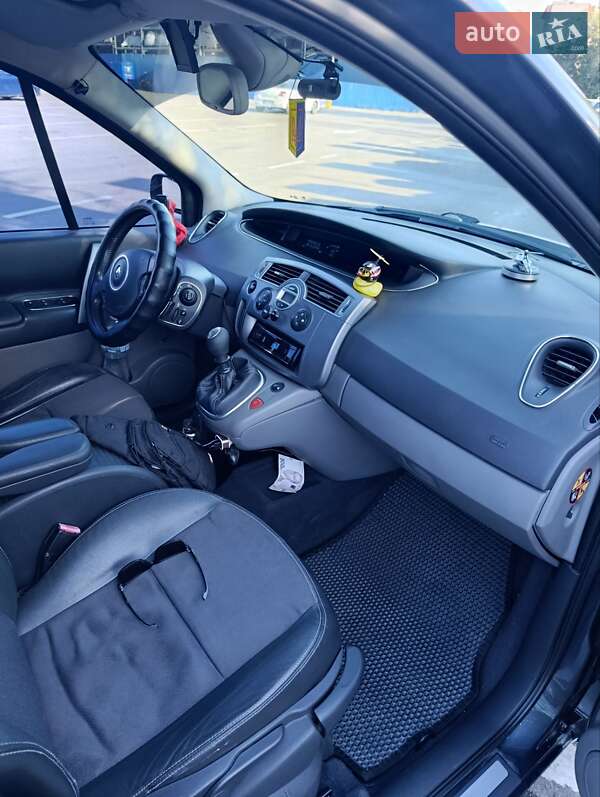 Минивэн Renault Scenic 2008 в Днепре