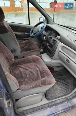 Минивэн Renault Scenic 1999 в 