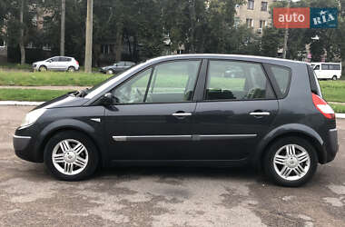 Минивэн Renault Scenic 2005 в 
