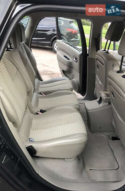 Минивэн Renault Scenic 2005 в 